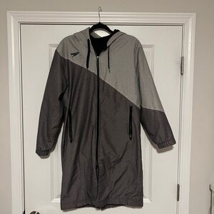 Speedo Men's Two-Tone Gray Raincoat